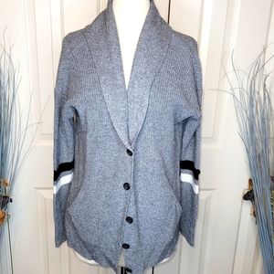 American Eagle outfitter, size L, pockets